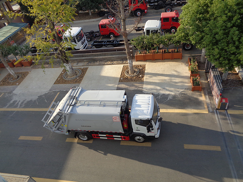 XZL5141ZYS6型壓縮式垃圾車