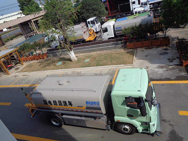 XZL5183GQXBEV型純電動(dòng)清洗車(chē)