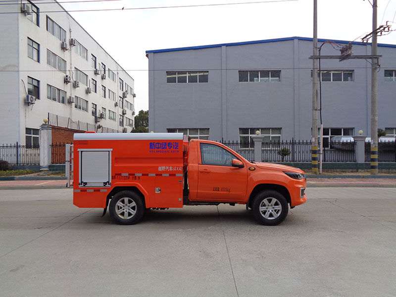 XZL5045GSS6型灑水車