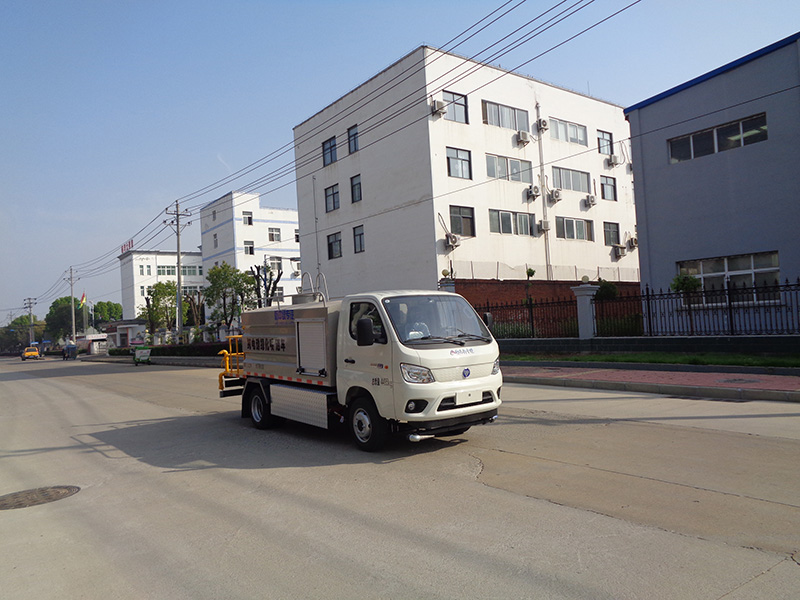 XZL5041GPSBEV型純電動綠化噴灑車