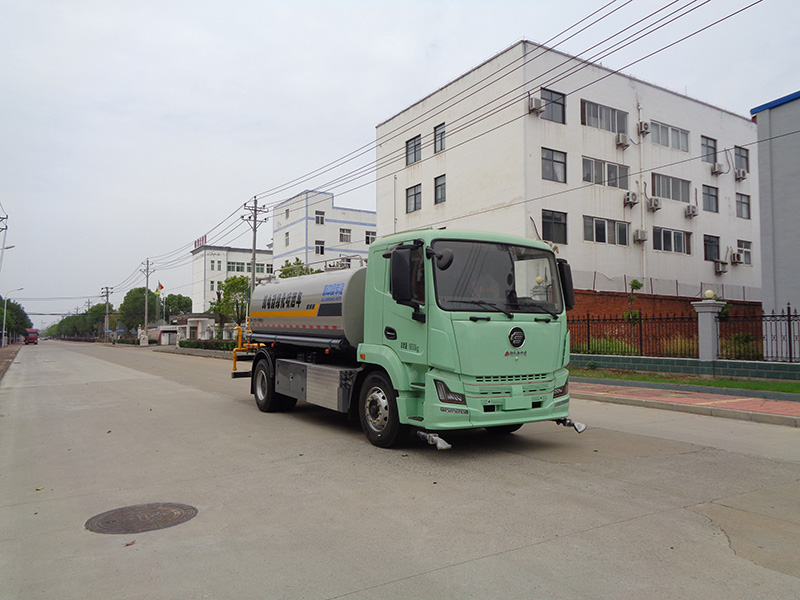 XZL5183GPSBEV型純電動(dòng)綠化噴灑車