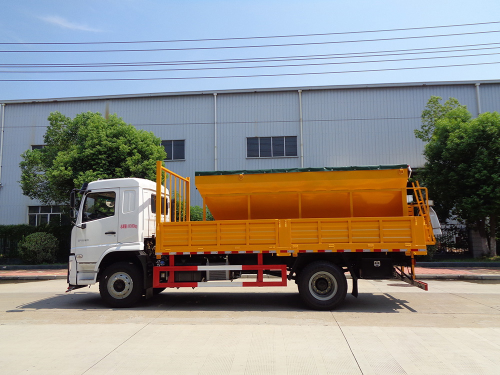 XZL5180TCX6型除雪車(chē)