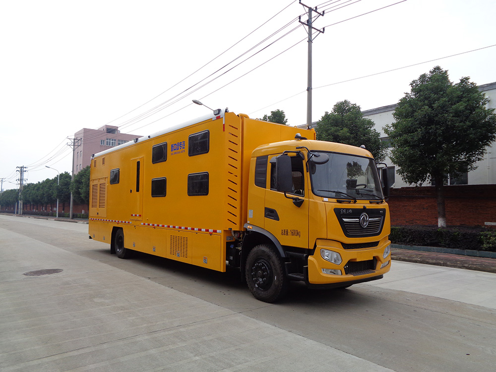 XZL5160XZC6型野外自行式炊事車