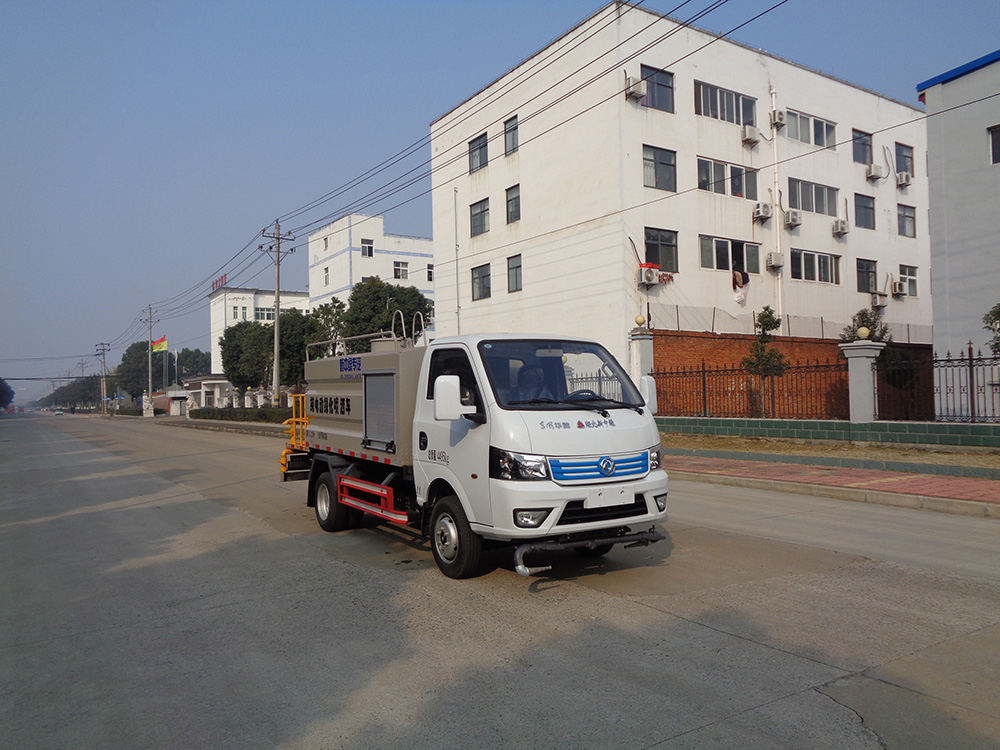 XZL5042GPSBEV型純電動綠化噴灑車