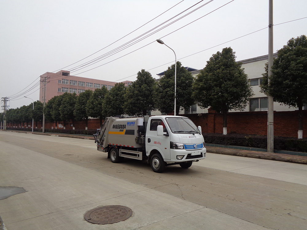 XZL5042ZYSBEV型純電動(dòng)壓縮式垃圾車